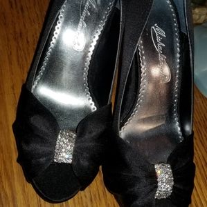 Michaelangelo Diana Women's Size 6-1/2 Shoes/Heels